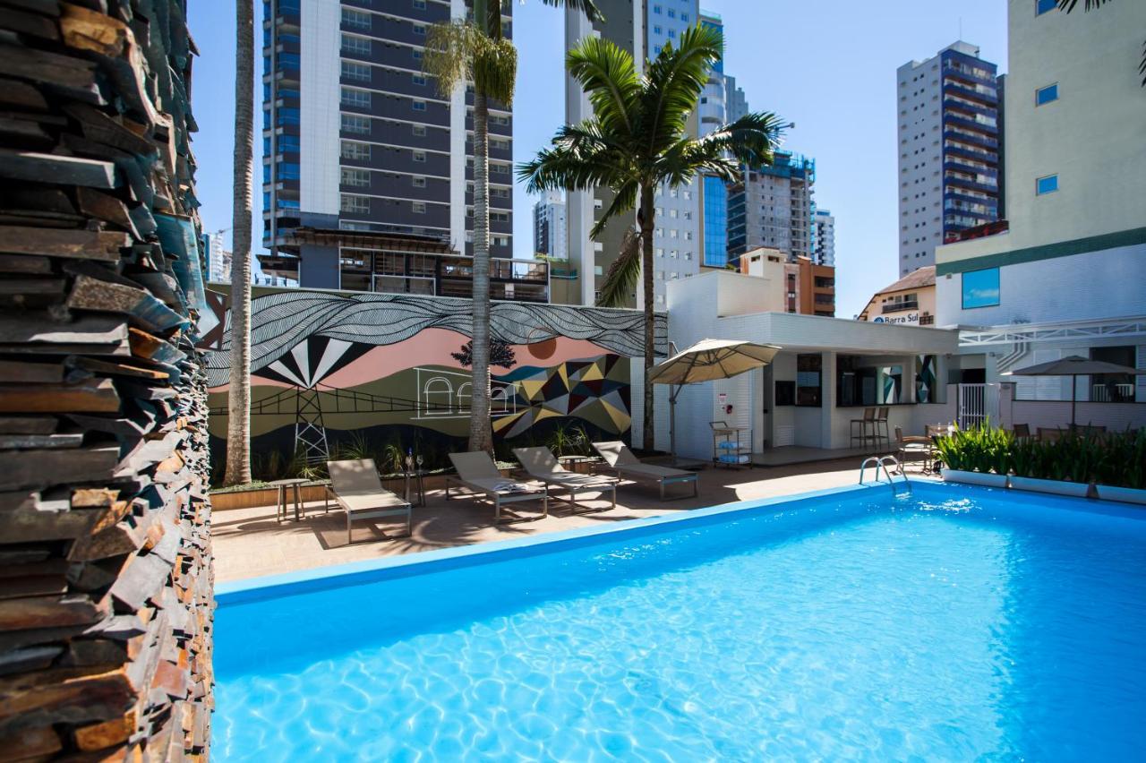 Santa Hotel